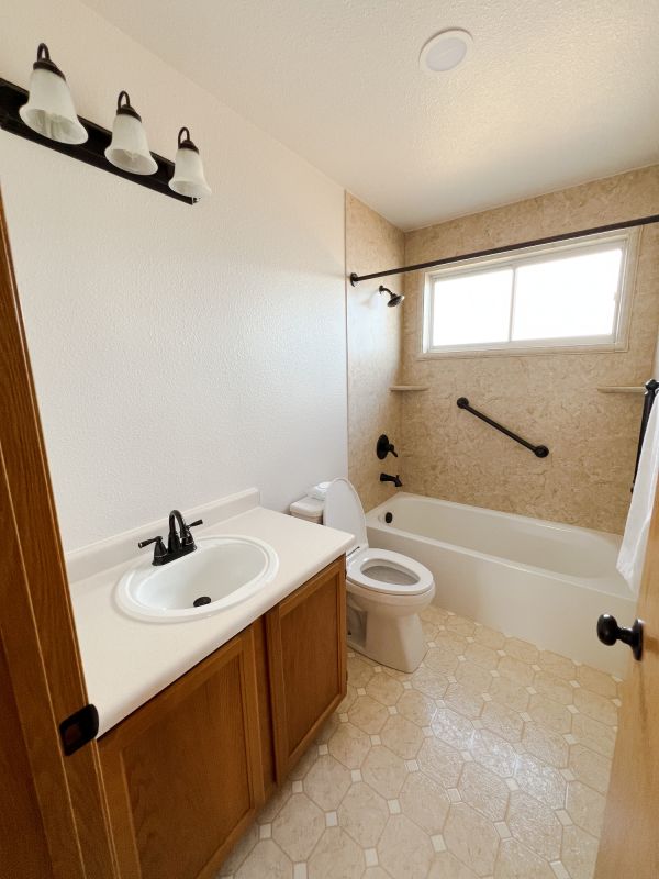 Top Bathroom Remodeling Companies in Stow, OH